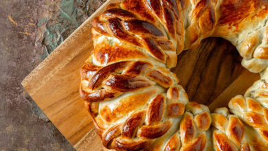 Ev Yapımı Örgülü Börek Tarifi