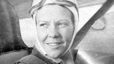 Dünyanın İlk Kadın Savaş Pilotu Sabiha Gökçen'in Ölüm Yıldönümü Anısına