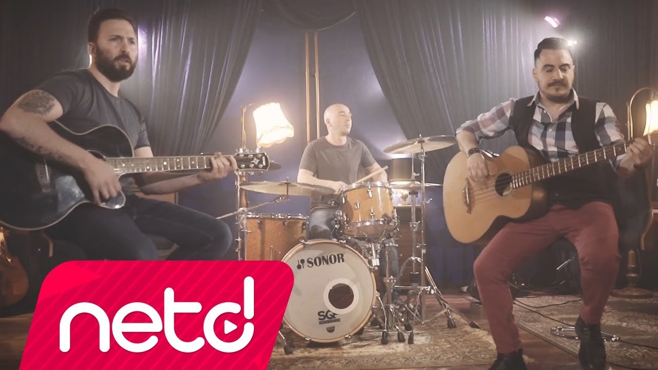 Karma Berlin &quot;Sen De Yalnız Mısın?&quot; Şarkı Sözleri Kivi Tadında