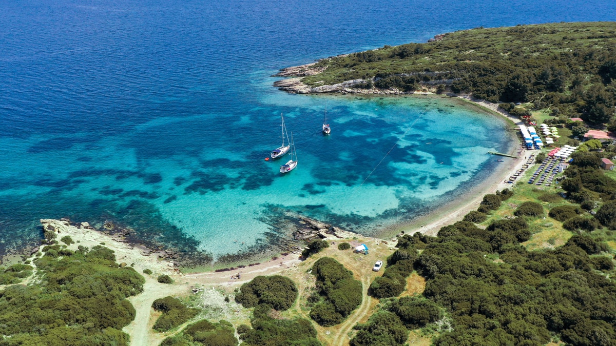 Urla Plajları: Nefes Kesen Koylar