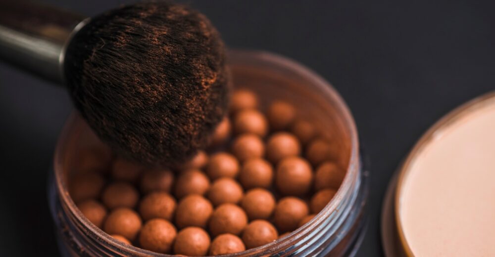 Bronzer nedir? Nasıl kullanılır?
