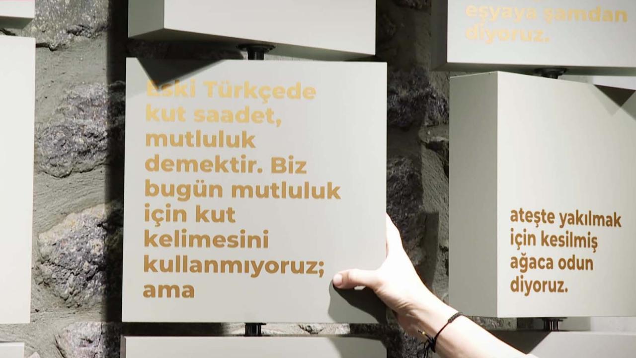 Şermin Yaşar'dan "Kelime Müzesi"