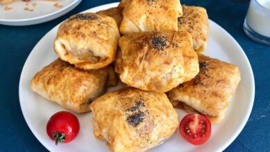 En Kabarık Patlıcanlı Börek Tarifi