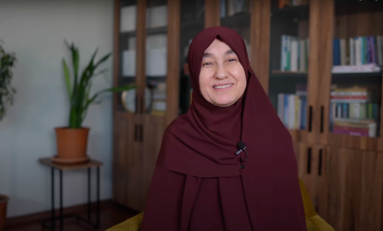 Saliha Erdim Kimdir?